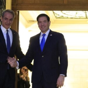 Στο Μαξίμου ο Μ.Ρούμπιο μετά την ομιλία του στην Πνύκα για την συνάντηση με τον Κ.Μητσοτάκη