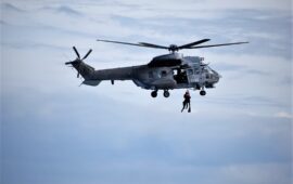 Super Puma της Πολεμικής Αεροπορίας μετέφερε ασθενή από κρουαζιερόπλοιο νοτιοανατολικά της Ρόδου