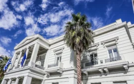 Συστάσεις του ΥΠΕΞ στους Έλληνες πολίτες: «Αποφύγετε τα ταξίδια στην Σαουδική Αραβία»