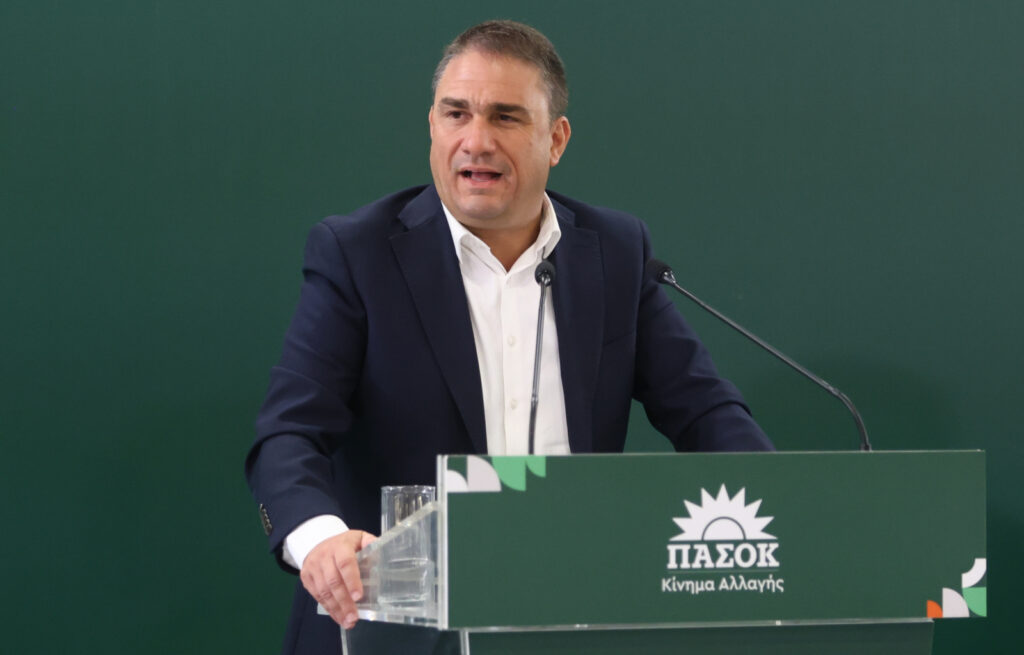 Κ.Τσουκαλάς κατά Α.Σκέρτσου για στεγαστικό: «Δεν ντρέπονται, δεν κοκκινίζουν»