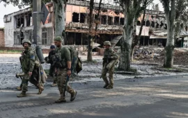 Συγκλονιστικές εικόνες: Δείτε πώς έγινε η Λιμάν μετά από σχεδόν πέντε χρόνια σφοδρών μαχών (βίντεο)