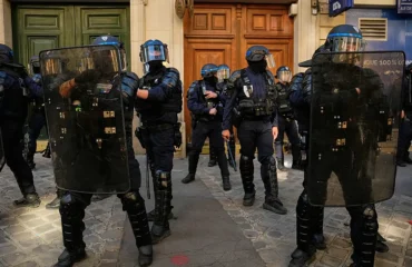 Πυροβολισμοί σε σχολείο στην Γαλλία: Τραυματίστηκαν ο διευθυντής και μία καθηγήτρια (βίντεο)