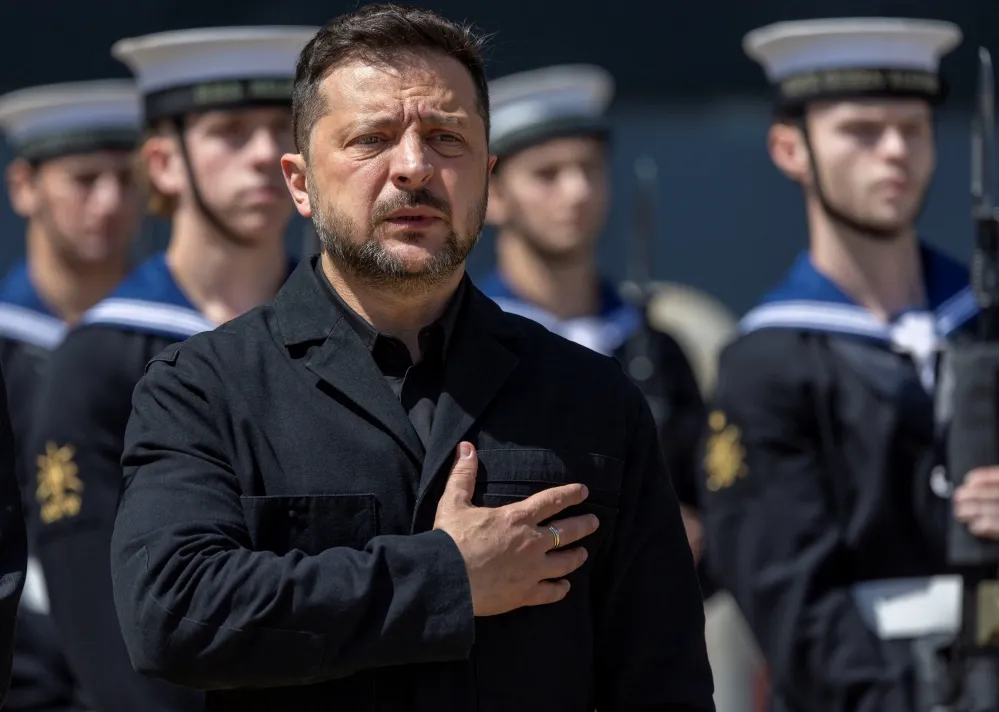 Απογοήτευση Ζελένσκι: Το πολιτικό πρόσωπο με εξέχουσα επιρροή που σκοπεύει να «φιμώσει»