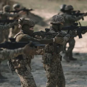 Οι Ουκρανοί ανακατέλαβαν τη Ζελένα Ντολίνα: «Τελειώνουμε την εκκαθάριση και της Λιμάν» (βίντεο)