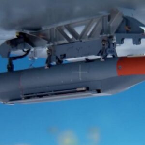 Δοκιμής της βόμβας TOLUN-P από UCAV AKSUNGUR (βίντεο)
