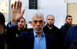 «Θέλω να σκοτώσω με καλάσνικοφ τους Εβραίους»: Η επιστολή του 10χρονου γιου του Γ.Σινουάρ (φωτο)