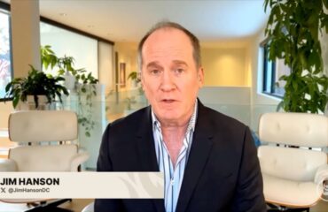 Αμερικανός στρατιωτικός αναλυτής: «Η Ουκρανία δεν έχει καμία πιθανότητα να νικήσει τη Ρωσία»
