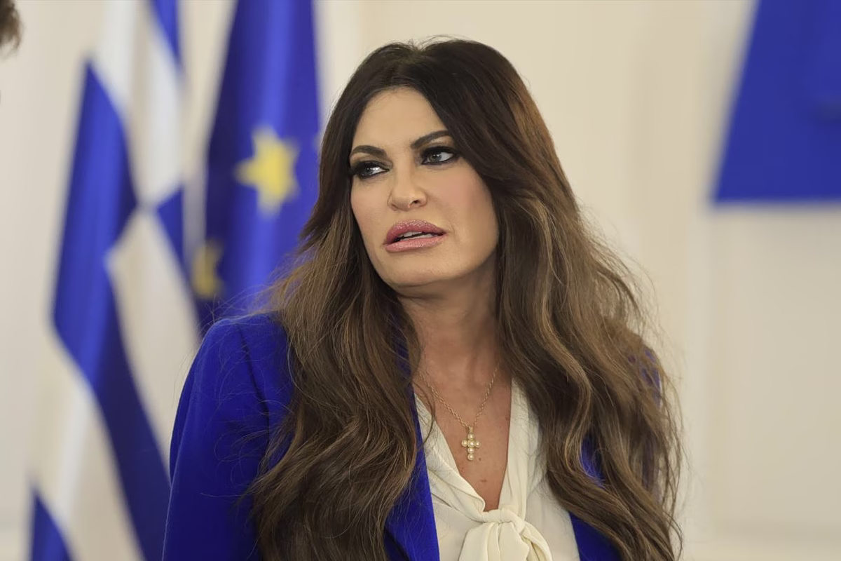 Η Κίμπερλι σε άθλια ψυχολογική κατάσταση στην πρεσβεία: Κατηγορεί το προσωπικό για «χαφιεδισμό»