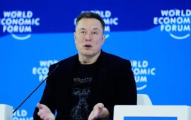 WSJ: «Μπλόκο» Μασκ στο Starlink της Ουκρανίας – Οργή για Ζελένσκι