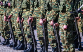 Ν.Δένδιας: «Καταργούνται και συγχωνεύονται 182 στρατιωτικές δομές»
