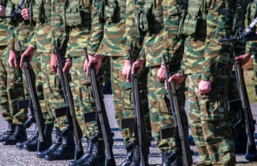 Ν.Δένδιας: «Καταργούνται και συγχωνεύονται 182 στρατιωτικές δομές»