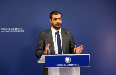 Π.Μαρινάκης κατά Α.Τσίπρα: «Το rebranding δεν μπορεί να ξαναγράψει την ιστορία»