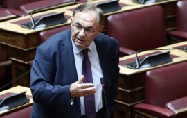 Στη ΝΔ πίεσαν τον βουλευτή Δ.Καλογερόπουλο να ανακαλέσει την φράση «τον ήπιαμε»: «Ήταν ατυχής»