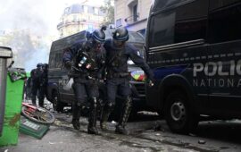 Τρόμος στο Παρίσι: Άνδρας πυροβολούσε κατά ριπάς – Αναφορές για δύο νεκρούς και πολλούς τραυματίες