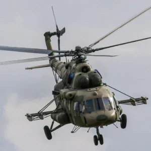 Τα ουκρανικά ελικόπτερα κυνηγούν τα ρωσικά drones Shahed με έξι ρουκέτες σε κάθε πλευρά (βίντεο)