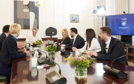 Οι τέσσερις νέοι αναπληρωτές εκπρόσωποι Τύπου της ΝΔ: Ποιοι είναι και τα βιογραφικά τους