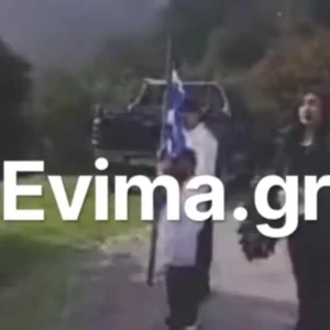 Η παρέλαση που ξεχώρισε στην Εύβοια: Μόλις τρεις μαθητές στο Κόμητο (βίντεο)