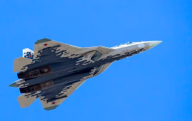 Βίντεο: Ρωσικό Su-57 εκτόξευσε τρεις πυραύλους cruise Kh-59/69 κατά ουκρανικής αεροπορικής βάσης