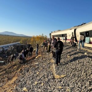 Ισπανία: 68 νεκροί μέχρι στιγμής – Πώς κατέρρευσε (πάλι) το σύστημα ασφαλείας