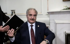 Ανατολική Λιβύη: «Μπλόκο» στην είσοδο υπηκόων του Ιράν και του Αφγανιστάν από την κυβέρνηση Χαφτάρ
