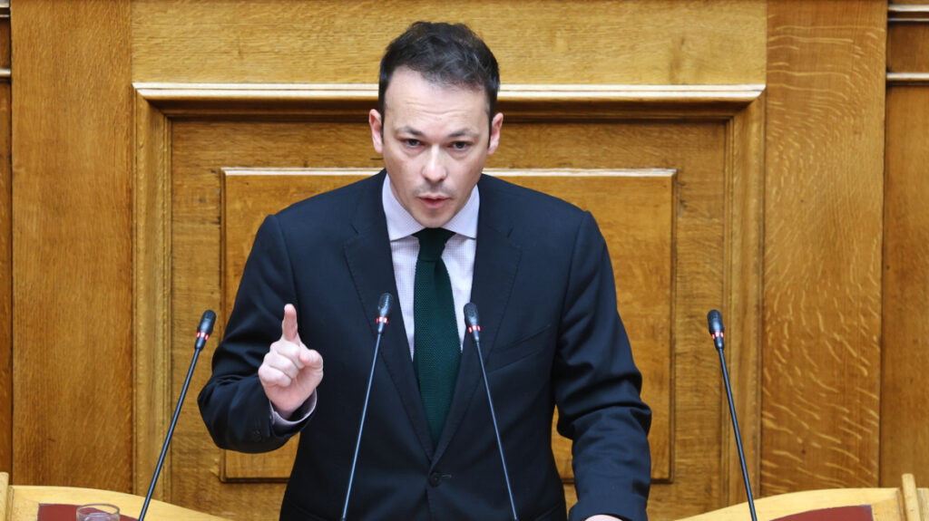 Παραιτείται από βουλευτής ο Μίλτος Ζαμπάρας: Προσχωρεί στην ΕΛΑΣ του Α.Τσίπρα