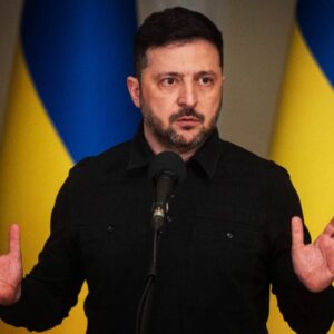 Ουκρανός αναλυτής:  «Δώστε εγγυήσεις στον Ζελένσκι ότι δεν θα διωχθεί και θα διαπραγματευτεί»