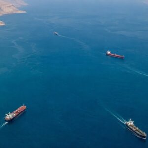 Περσικός Κόλπος: Πλοίο δέχθηκε πλήγμα από βλήμα κοντά στις ακτές του Ιράν